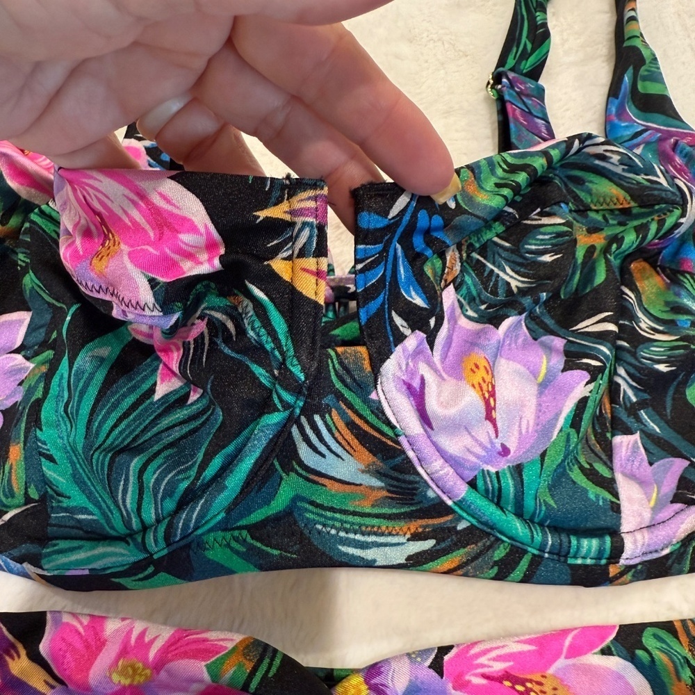 New! Victoria's Secret Black Palm Bikini Set 45592 - Picture 8 of 15